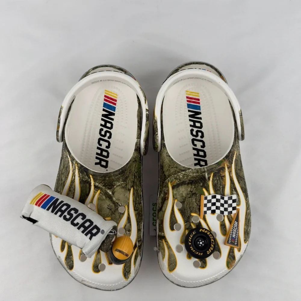 Crocs x NASCAR Realtree Camo Flame Classic Clogs M5/W7